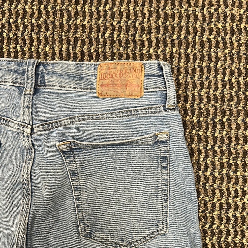 Women’s Lucky Brand Brigette Cropped Flare Size 8/29 EUC - Picture 5 of 6